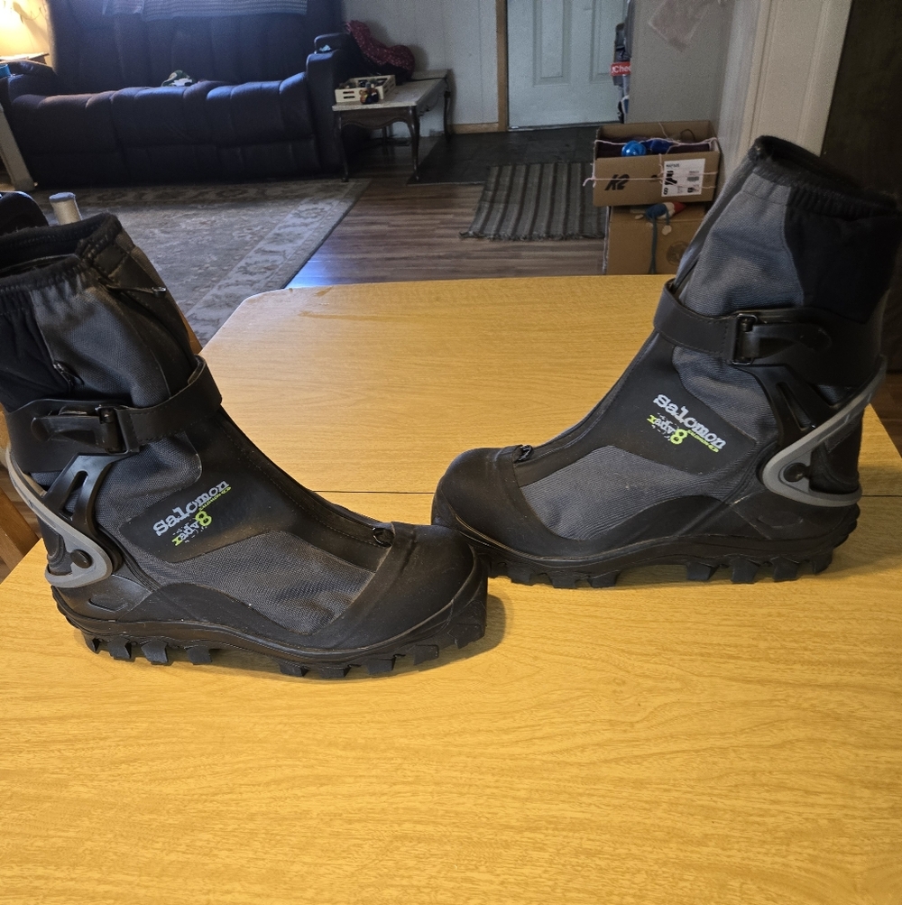 Salomon Cross Country Ski Boots Sz12